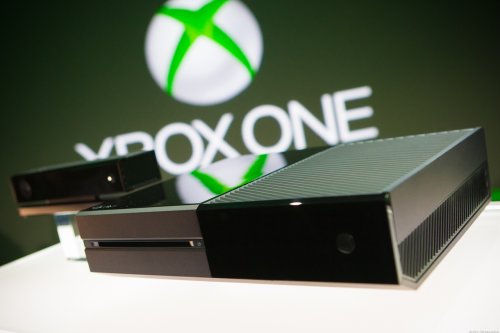 XBOX One продаётся лучше версии с Kinect