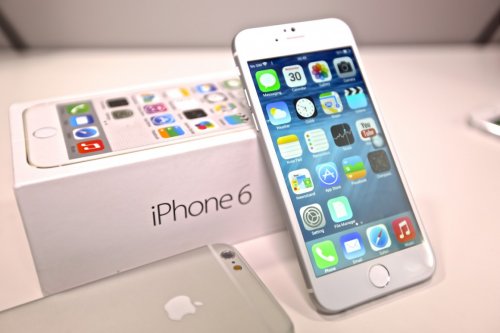 У iPhone 6 Plus гнётся экран